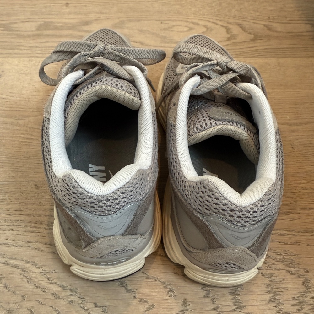 SAUCONY PROGRID OMNI 9, GREY, W 7.5 - Picture 5 of 8